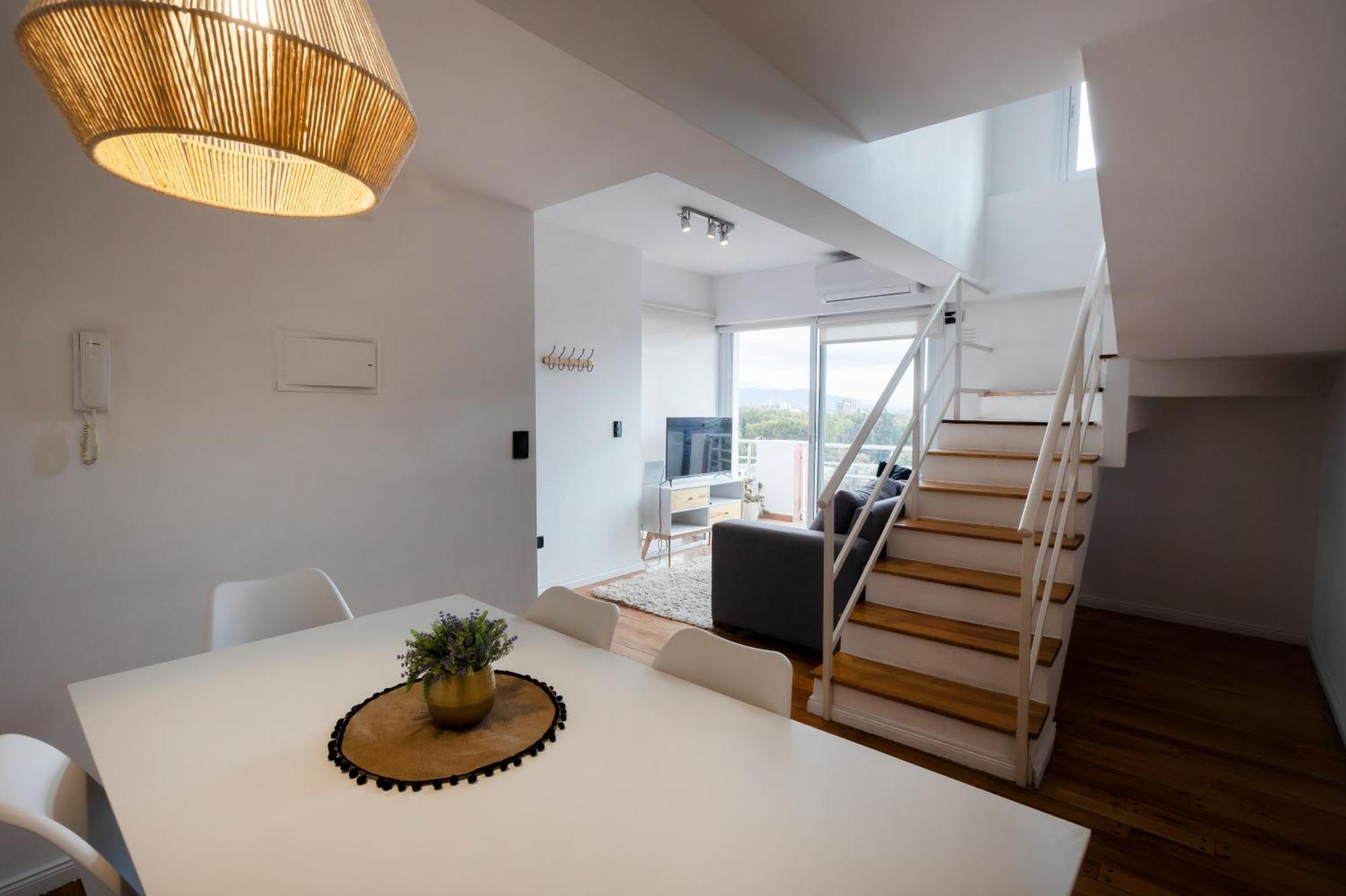 Hermoso Duplex En Capital Con Vistas A La Cordillera